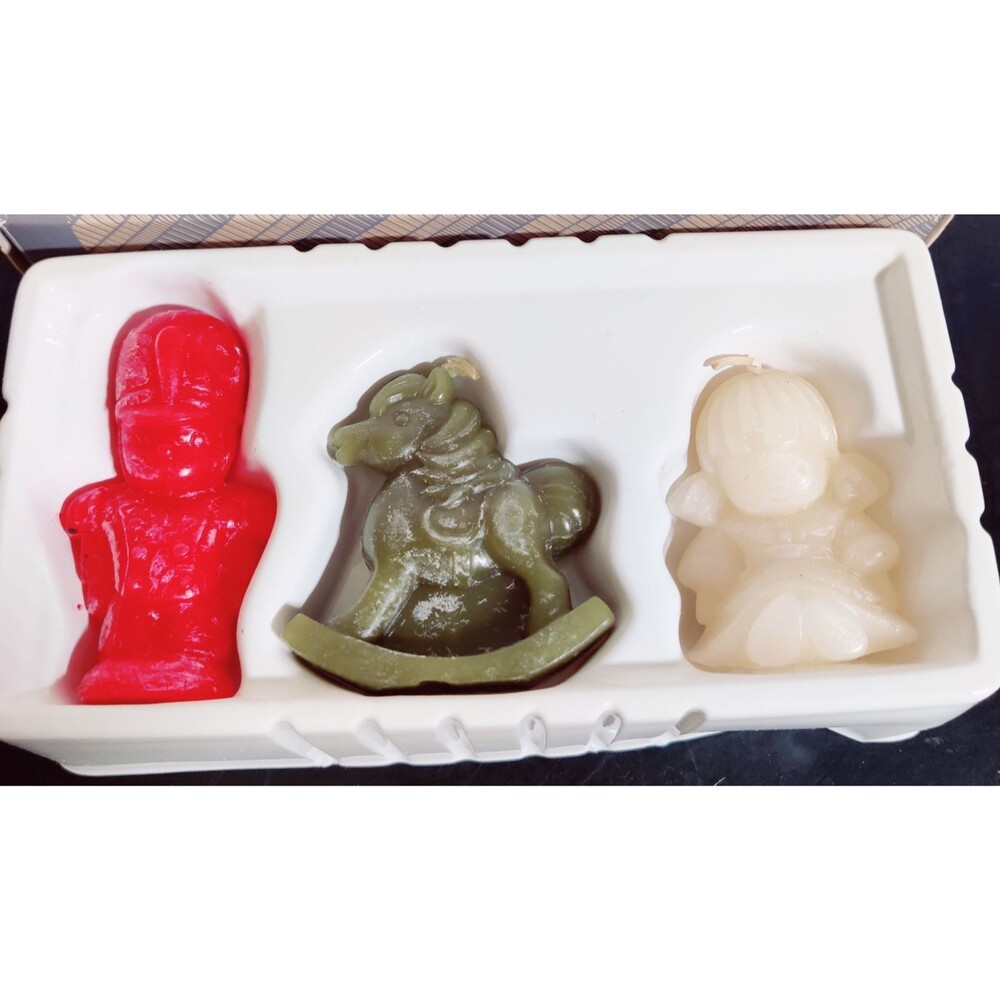 Vintage 1985 Avon Christmas Fun Candle Set -3 Piece Set With Orig. Box